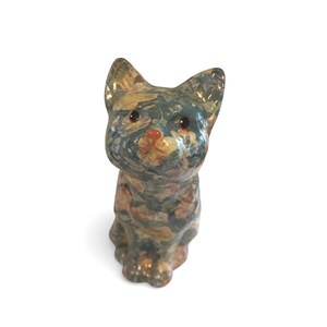 Vintage bloemen decoupage keramische kat | Blauw volkskunstbeeldje | Cottagecore-decor | Jaren 70-80 afbeelding 2