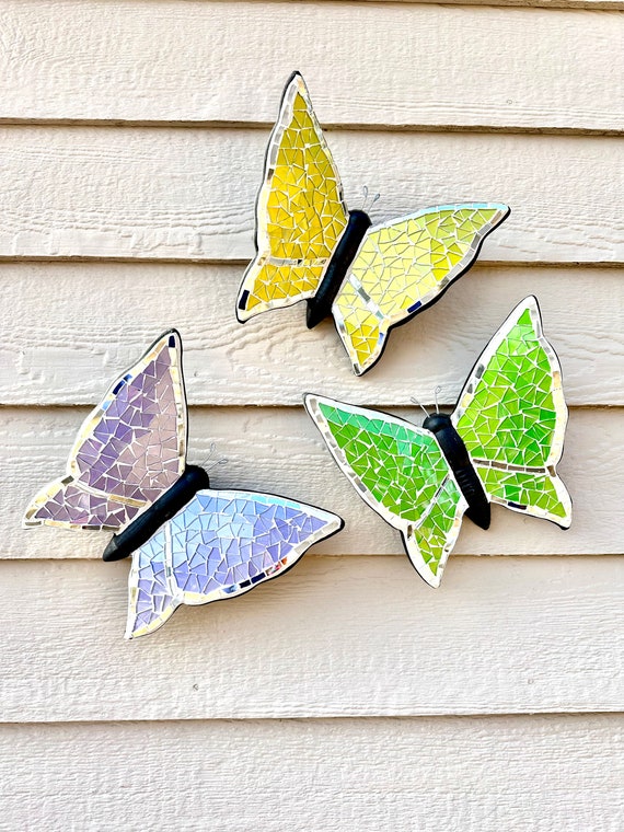 Mariposa de mosaico artesanal, mariposa de cerámica de mosaico de vidrio, decoración del hogar de la pared.