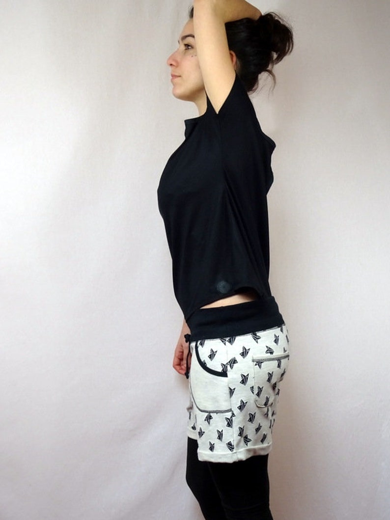origami airplane patterned beige sweat shorts short woman pattern origami streetwear