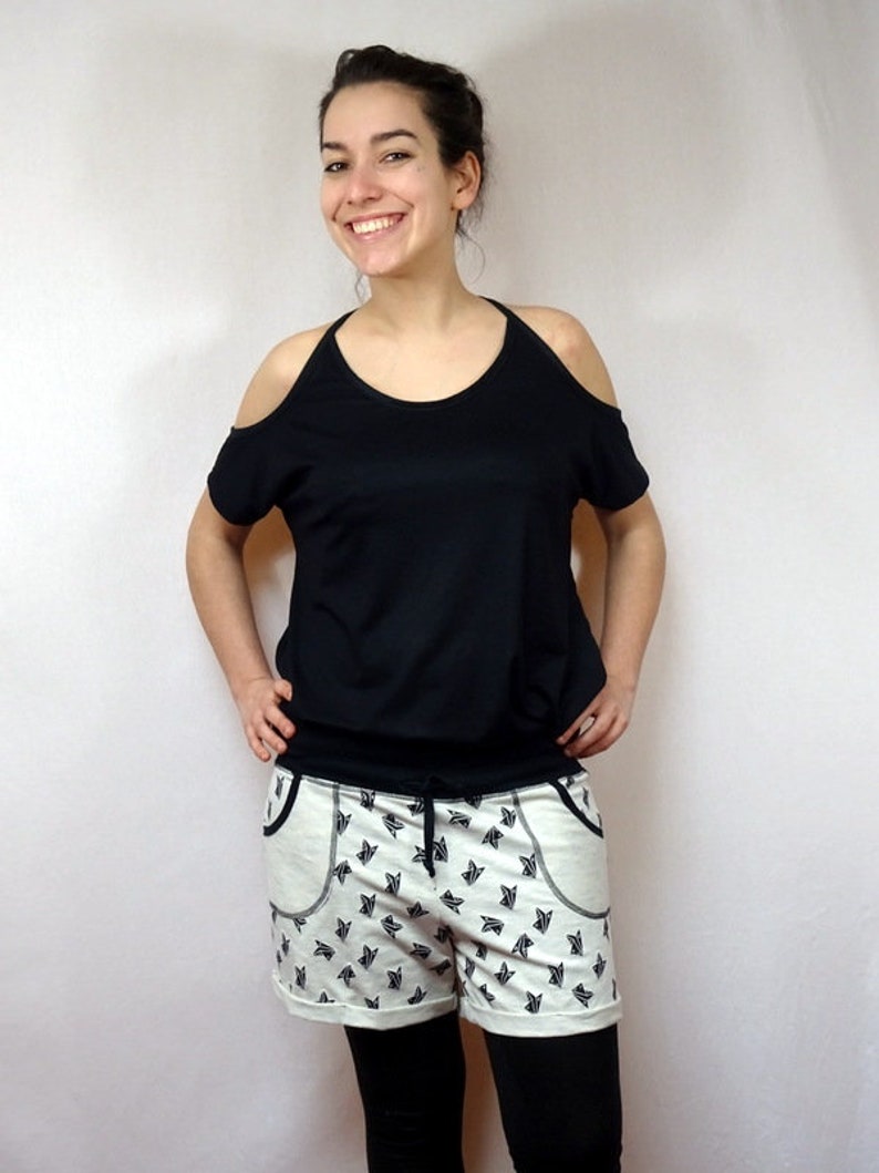 origami airplane patterned beige sweat shorts short woman pattern origami streetwear