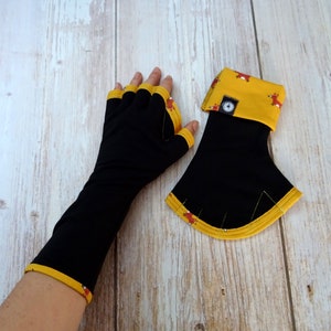 Original adult mittens with vintage flower pattern 9-renard jaune