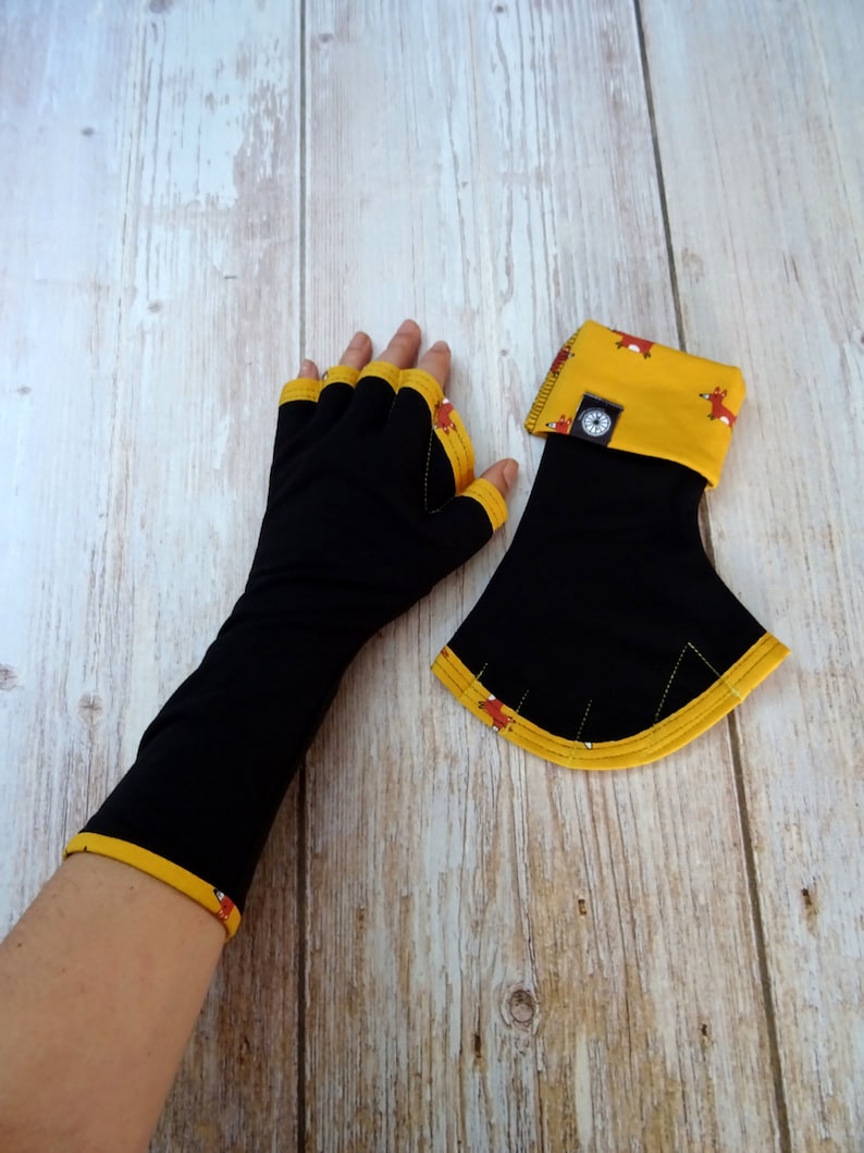 Original adult mittens with vintage flower pattern 9-renard jaune