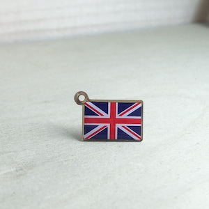 UK Flag Charm, Tiny, Gold Plated, British Flag Pendant, Clip On / Keychain / Phone Charm, Travel Charm, DIY Jewelry Making, Gift for Friends
