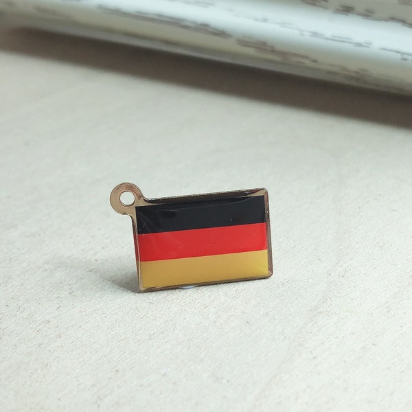 German Flag Charm, Tiny, Clip On /Phone / Keychain Charm, Flag Pendant, Olympics, World Cup, Travel Charm, Gift for Friends
