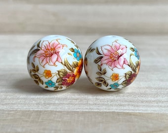 12mm Japanese Tensha Beads, 2 pcs, Lily Bouquet, White Beads, Japanese Beads, Round Beads, Focal Beads, Decal