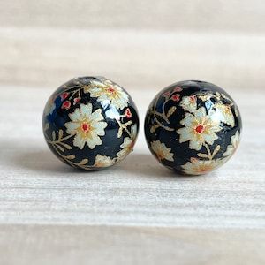 12 / 14 / 16 / 18mm Japanese Tensha Beads, 2 pcs, Akabana on Black Round Beads, Focal, Decal, Jewelry Making