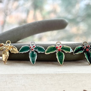 Tiny Holly Charm, Clip On / Phone / Keychain Charm, Gold / Silver / Antique Gold Enamel Holly Berries Pendant, Christmas Jewelry, DIY, Gift