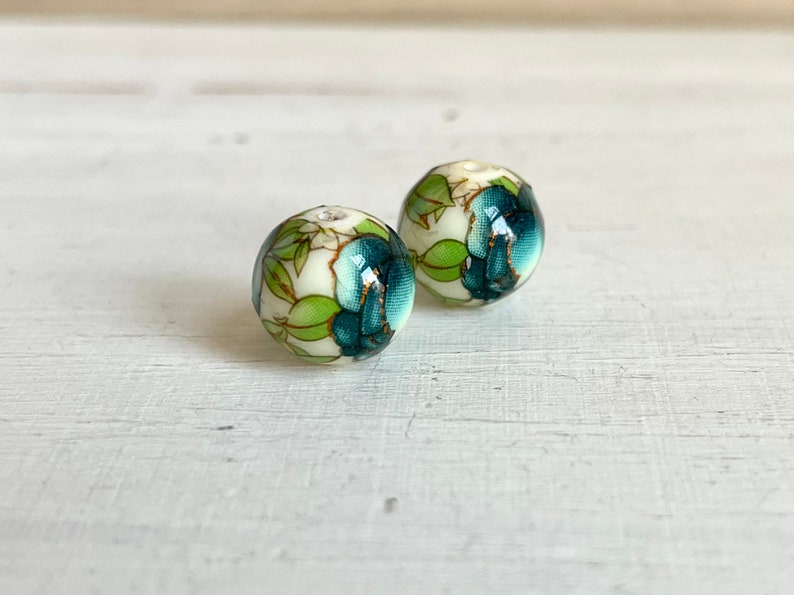 10mm Japanese Tensha Beads Round Beads Japanese Beads Focal Beads Decal Beads 2 pcs White Beads Navy Blue Rose