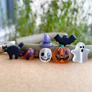 Pumpkin Skull Black Cat Ghost Bat Witch Hat Candy Acrylic Beads: Halloween Clip-On, Keychain