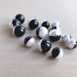 8mm / 10mm / 12mm Japanese Acrylic Beads, Black / White Beads, Acrylic Pearl, Tensha Beads, Focal, Decal, Modern, Jewelry Making