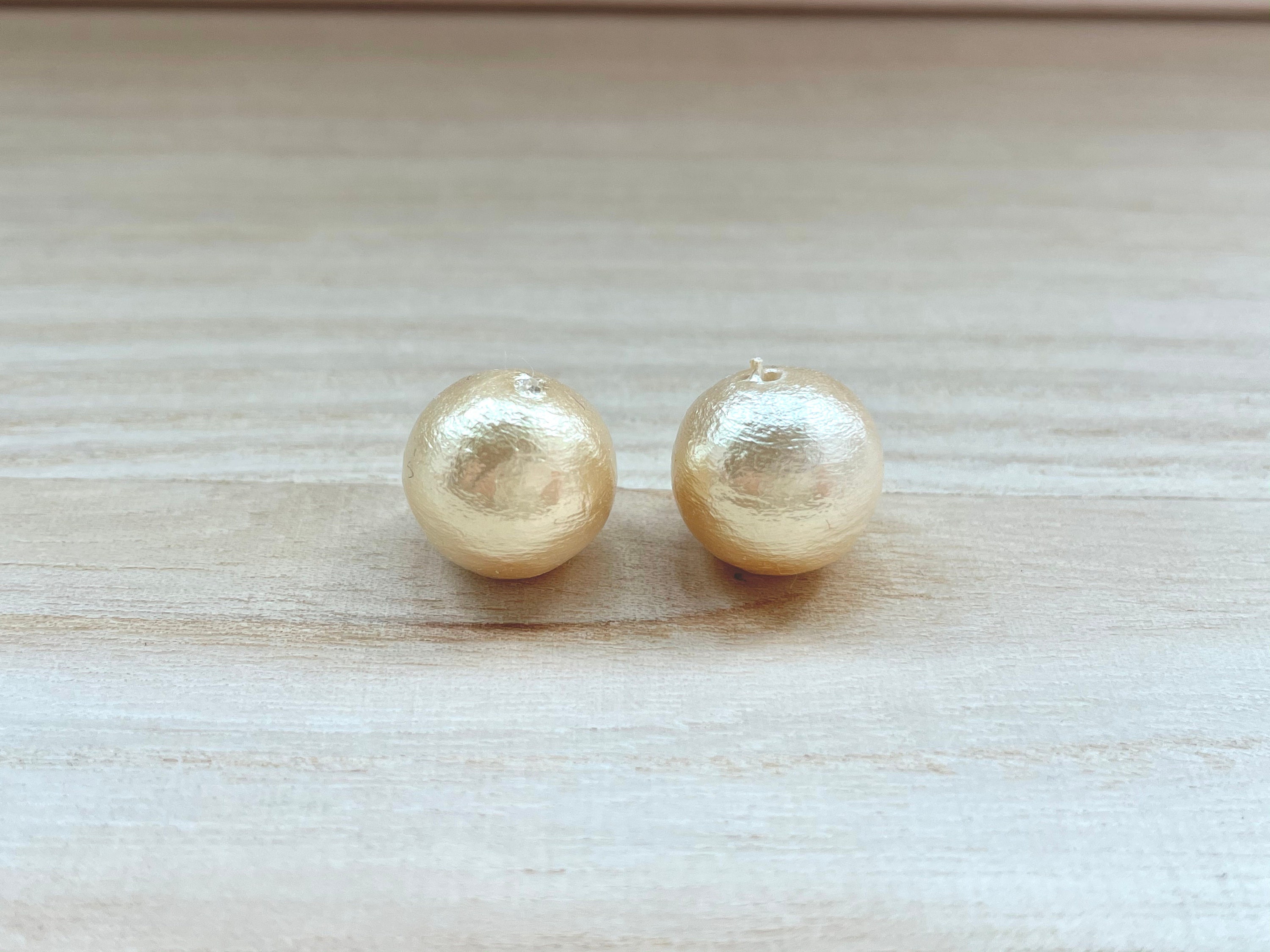 Cotton Pearl 10 / 12 Mm Yellow Gold & Kyska Color Made in - Etsy UK