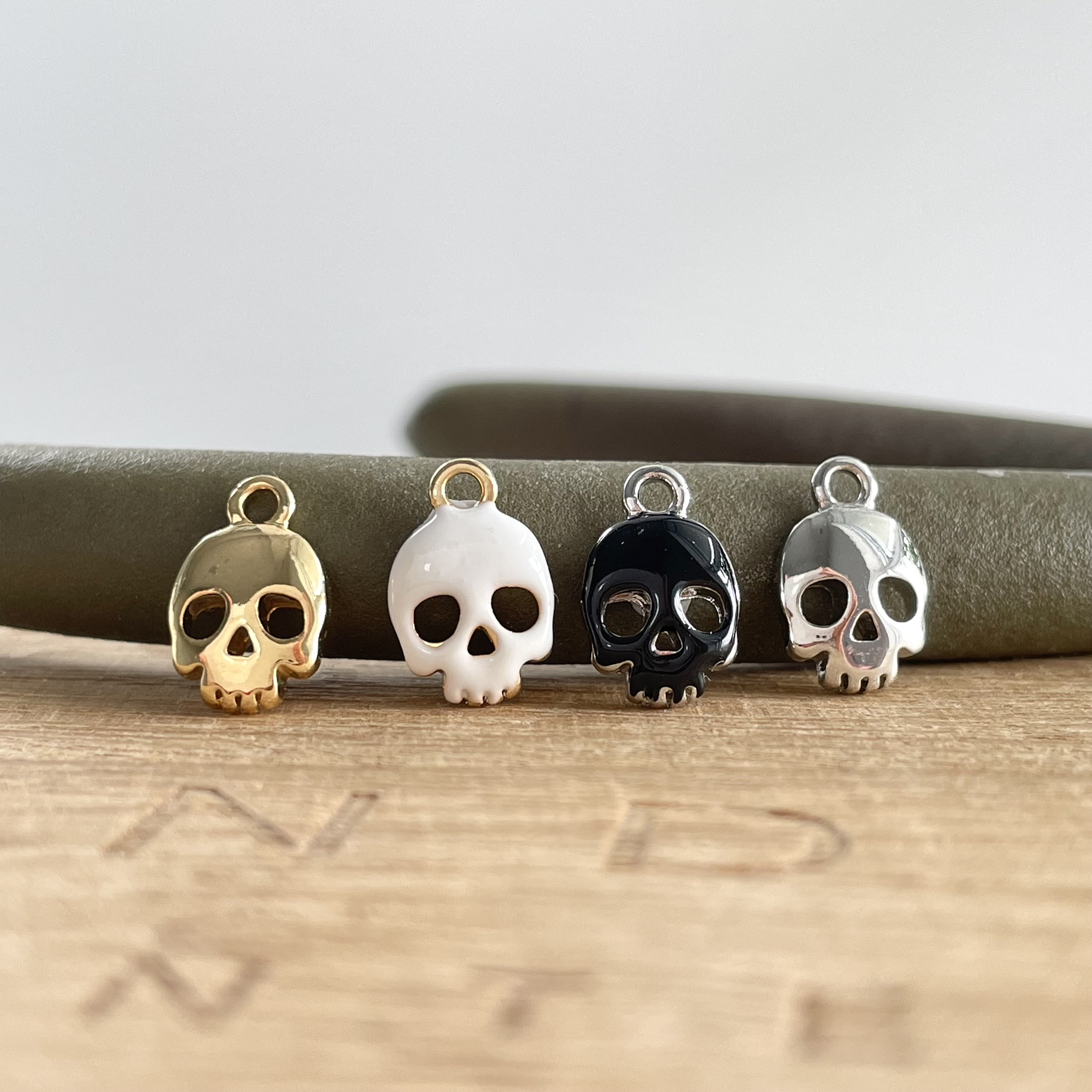 Skull Charm, Tiny, Clip on / Phone / Keychain Charm, Gold