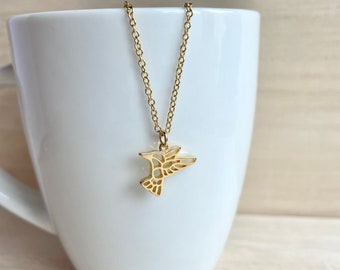 Hummingbird Necklace, Gold Plated, Tiny, Gold Bird Pendant Necklace, Flying Bird, Hummingbird Jewelry, Simple, Cute, Kawaii