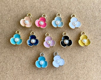 Tiny Tahitian Bridal Veil Charm, 7mm, Gold Plated Enamel Flower Accessory, DIY Jewelry Making