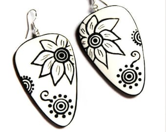 Black and white jewelry Statement earrings White earrings Big dangle earrings Modern minimalist jewelry Artistic earring Flower Gift for her