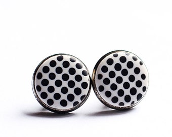 Petits clous Boucles d’oreilles noires et blanches décontractées Cadeau d’anniversaire pour femmes Cadeau accessoire pour fille Cadeau Goujon Boucle d’oreille Petite boucle d’oreille Cadeau Goujon moderne