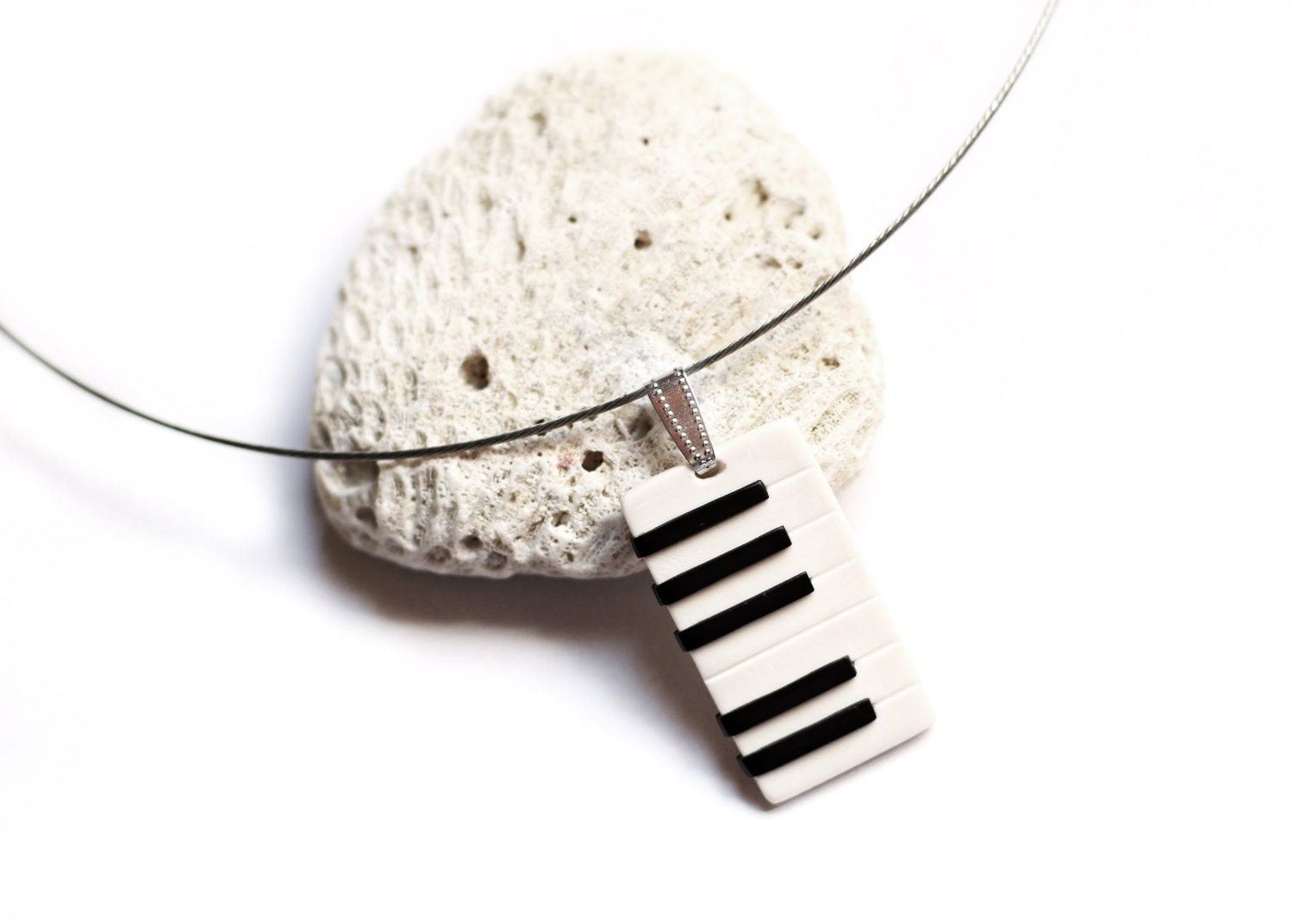 Keyboard Necklace/keyboard/necklace/music/instrument/musical 