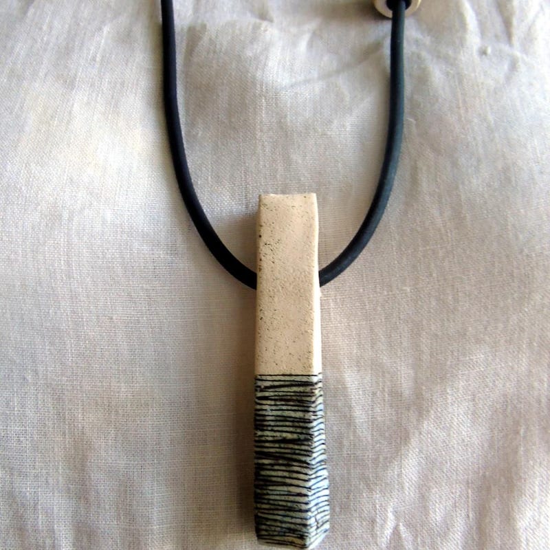 Szenaryo - Abstract Ceramic Necklace