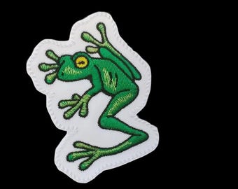 Tree Frog Embroidered Iron-On Patch: Green Fabric Applique