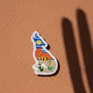 Écusson Coyote : appliqué thermocollant brodé souvenir