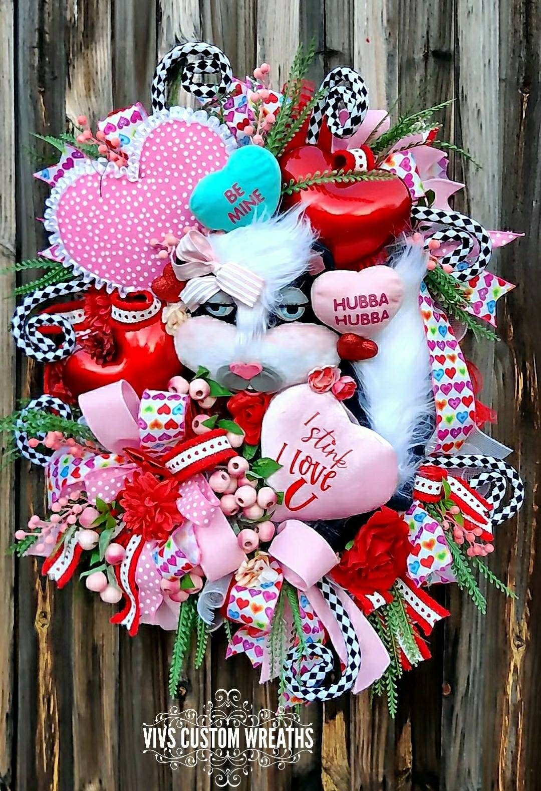 Valentines Wreath, Front Door Wreath, Valentines Day Wreath, Valentine  Skunk Wreath