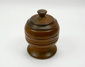 Dutch Art deco wood turned tobacco jar with lid, The Netherlands, ca. 1920s