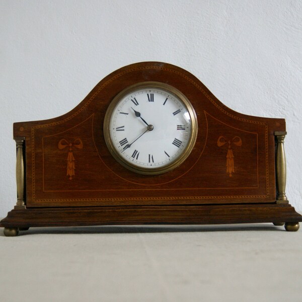 Edwardian inlaid mahogany mantel clock with eight-day movement,  c. 1910 .