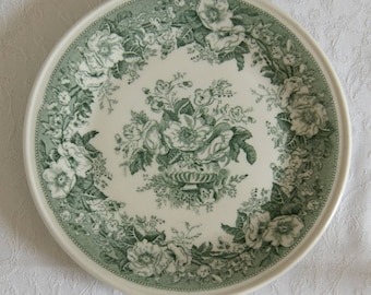 Royal Sphinx Maastricht Petrus Regout) Balmoral pattern 8 3/8" plate (green and white) - vintage Dutch plate