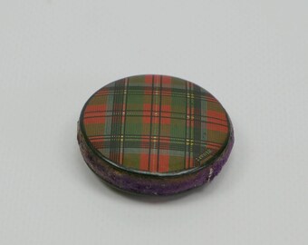 Kleines antikes ""Stuart"" Tartan Ware Mauchline Ware Nadelkissen, Schottland, ca. Um 1860