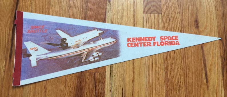 1980s Vintage Tourist Pennant Vintage NASA Kennedy Space Center Tourist Pennant Flag Felt Souvinier Pennant