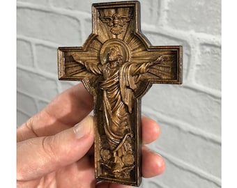 Ręcznie wykonany drewniany krzyż ściennej Crucifix - Religijne rzeźbienie w drewnie Zbawiciel Jezus Wielkość kieszonkowa