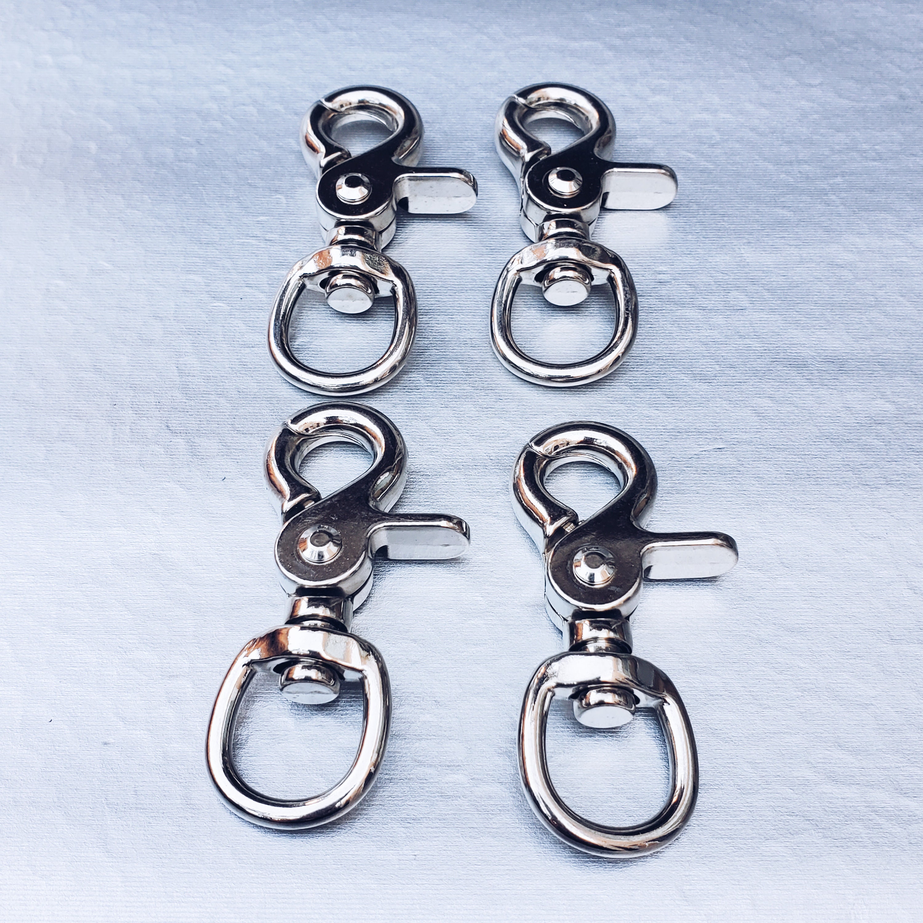 48 Ganci A Molla Rotondi Assortiti 4 Misure E 3 Colori (oro, Argento, Nero) Per Portachiavi, Collari, Borse E Accessori Fai Da Te