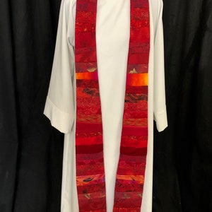 Rote Joseph Stola, Rote Priester Stola, Rote Ordinations Stola, ganz gesteppte rote Geistliche Stola, Rote Stola, Pfingsten Stola, Priester Stola