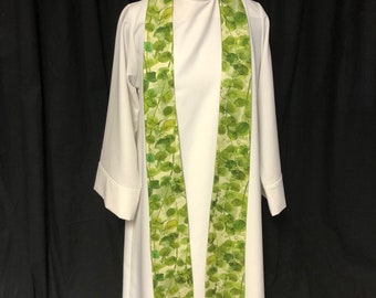 Aspen leaves green clergy stole