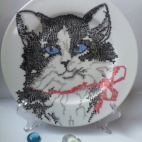 SALE 10 %  Decorative plate " The Cat "