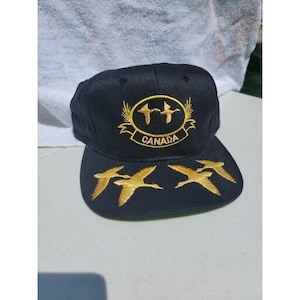 Vintage Canada Hat Cap  SnapBack, Black w/ Gold Embroidered Geese