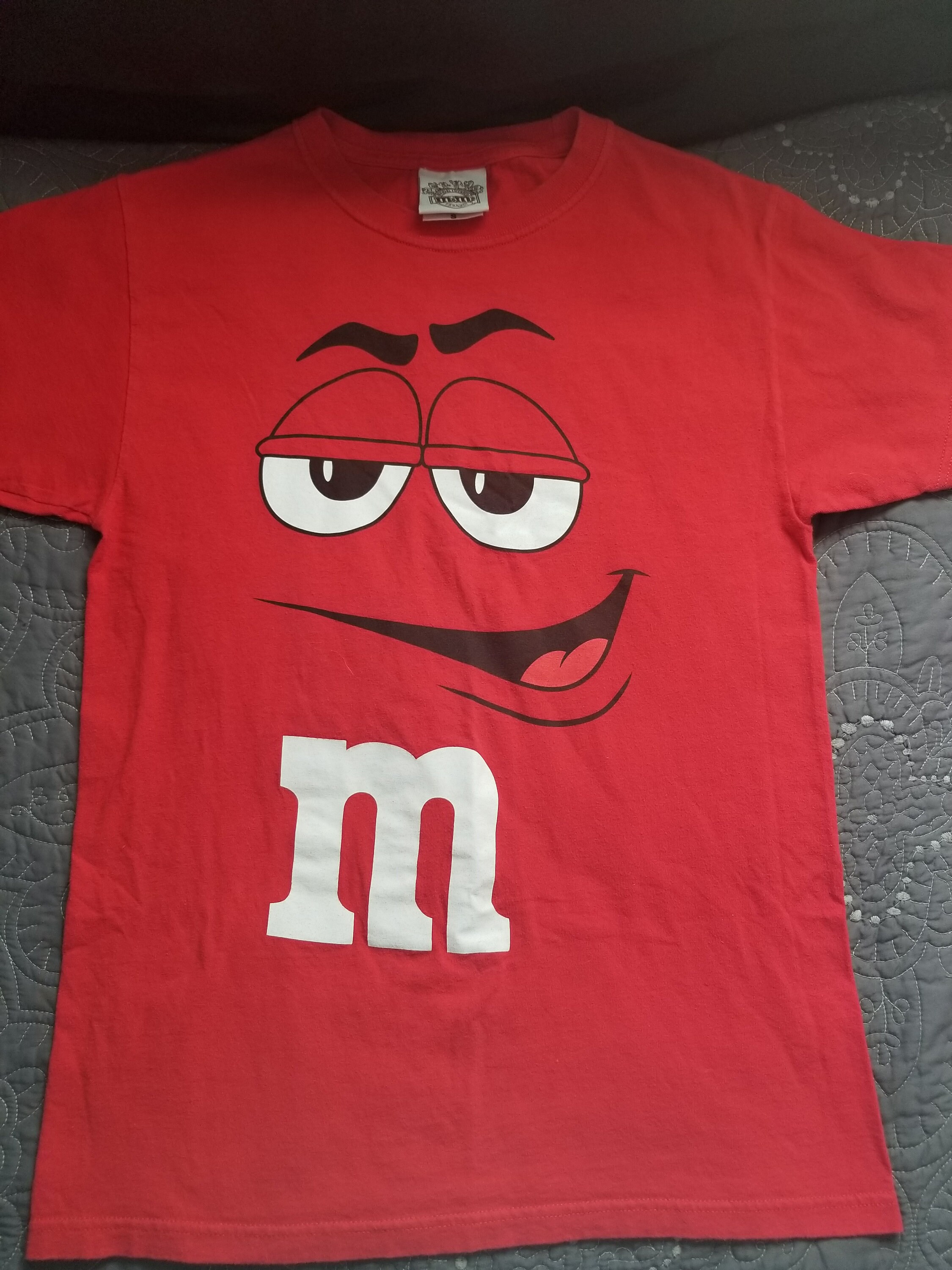 m&m shirt decal