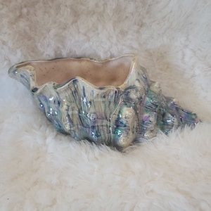 Vintage Vollectible Handmade 70s Ceramic Seashell Pottery Piece