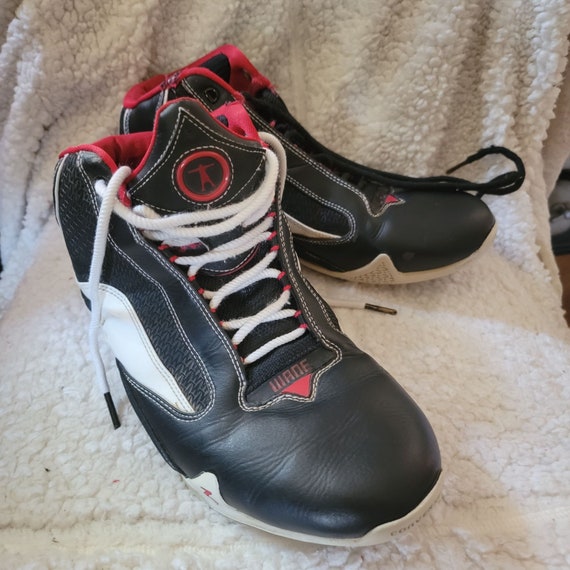 D wade converse commercial sale