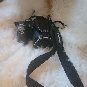 Fujifilm FINEPIX S4250WM S-Series 24X Digital Camera