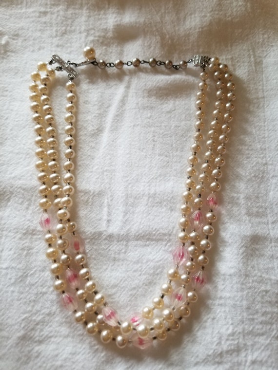 Pearls and Beads Necklace.