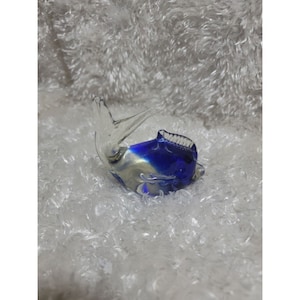 Venetian Glass Murano Style Fish Figurine Paperweight Decor Piece