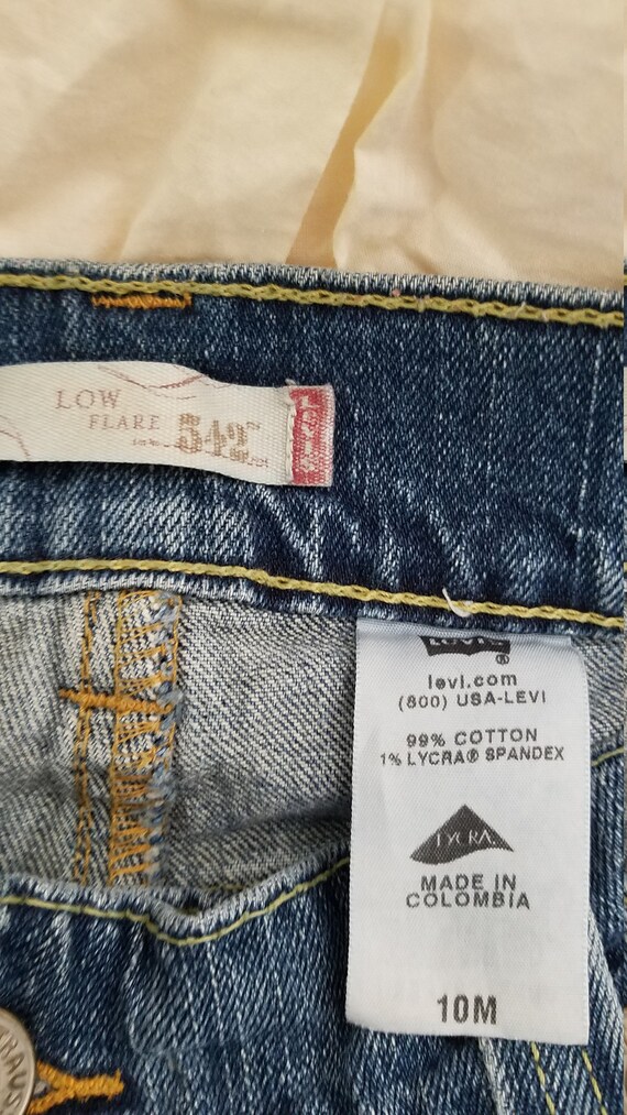 women's levi's 542 low flare