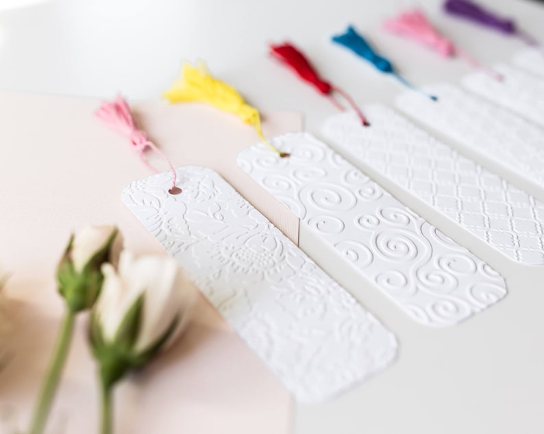 Handmade Embossed Bookmarks, Custom Bookmarks, Patterned Bookmarks, Cute Bookmarks, Pretty Bookmarks, Tassel Bookmark, Paper Bookmarks bild 1