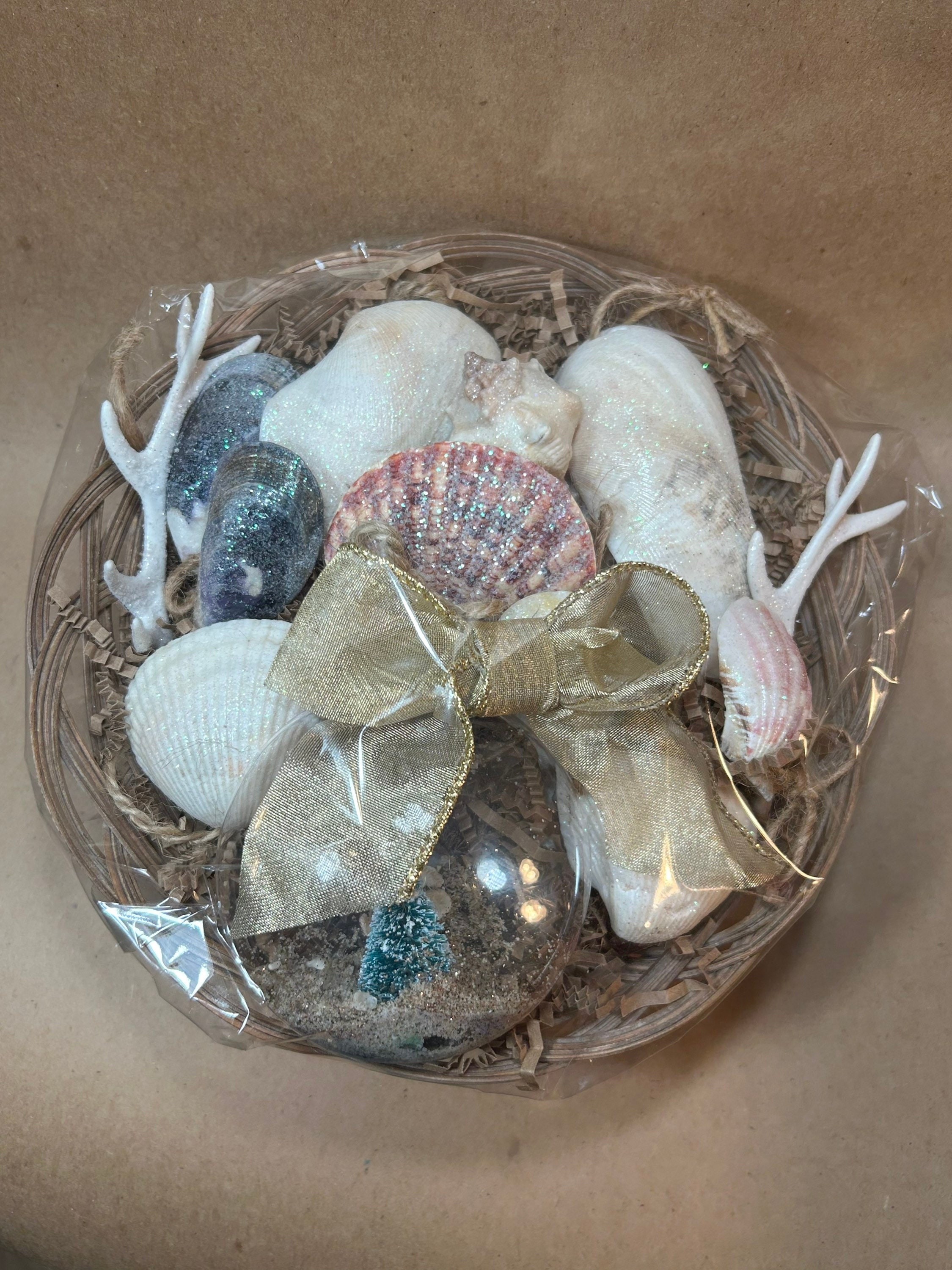 Seashell Ornament Gift Basket