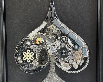 Exquisite Spade Jewelry Wall Art- Unique Home Décor
