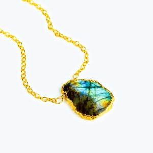 Labradorite Slice Necklace, Natural Freeform Labradorite Necklace, layering necklace, Labradorite Pendant Necklace, Boho Festival Necklace