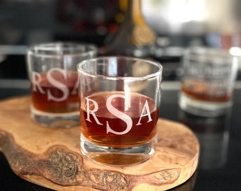 Personalized Whiskey Glass Cup, Engraved Glass with Monogram, Monogrammed Whiskey Cup, Gift for Him, Gift for Groomsmen, Gift for Husband