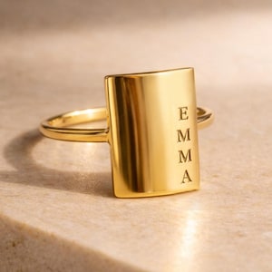 Personalized Rectangular Name Ring • Custom Engraved Gold Signet Ring for Women, Minimalist Vertical Horizontal Name Ring, Mom Gift Jewelry