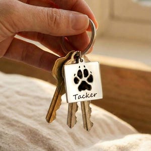 Personalisierter Schlüsselanhänger mit Pfotenabdruck, individueller Schlüsselanhänger mit Haustiernamen, Erinnerungsgeschenk für Hund oder Katze, Andenken an ein verstorbenes Haustier, Geschenk für Tierhalterinnen, 25 mm Anhänger Bild 8